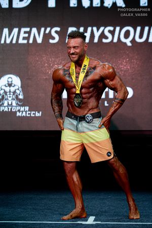 MEN`S PHYSIQUE 174